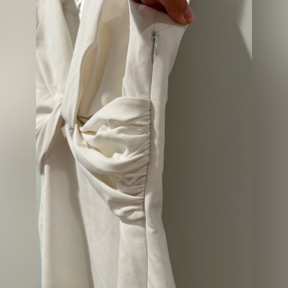 NWOT Zara White Twist Front V-Neck Mini Dress Size M - Picture 9 of 9